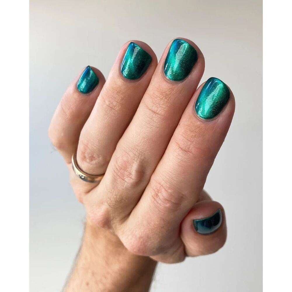 Mooncat Weeping Willow Dearly Departed Magnetic Reflective Glitter Nail Polish - Picture 5 of 6